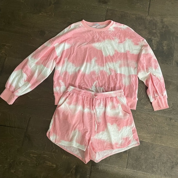 Pink cloud set - Picture 2 of 8